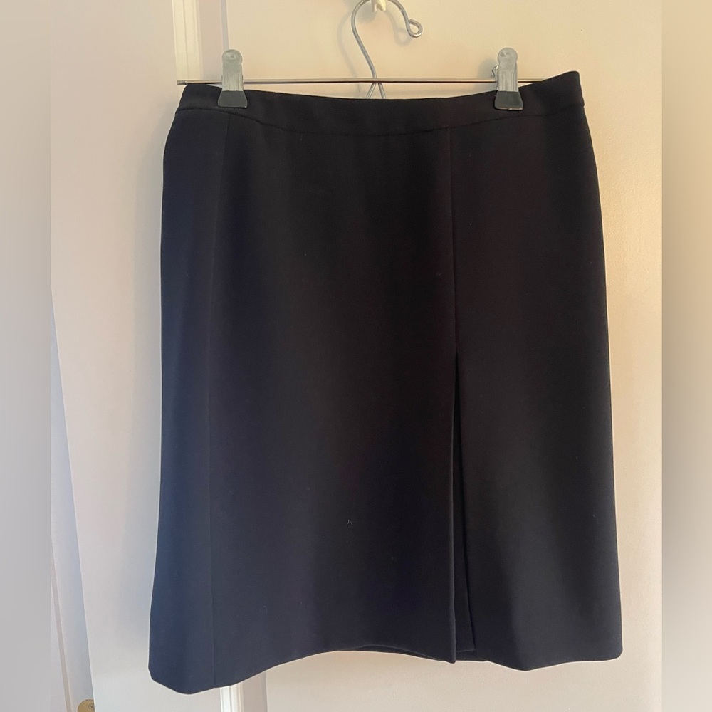 Black Tahari Skirt, perfect for work! Knee-length